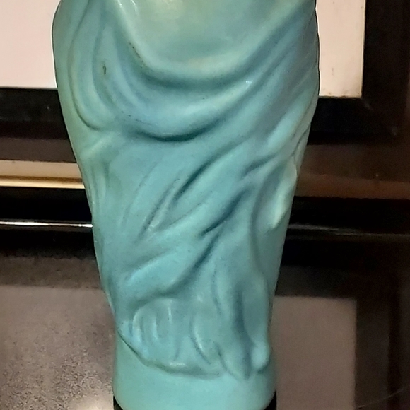 LORELIE VANBRIGGLE TURQUOISE MERMAID VASE - Picture 4 of 8
